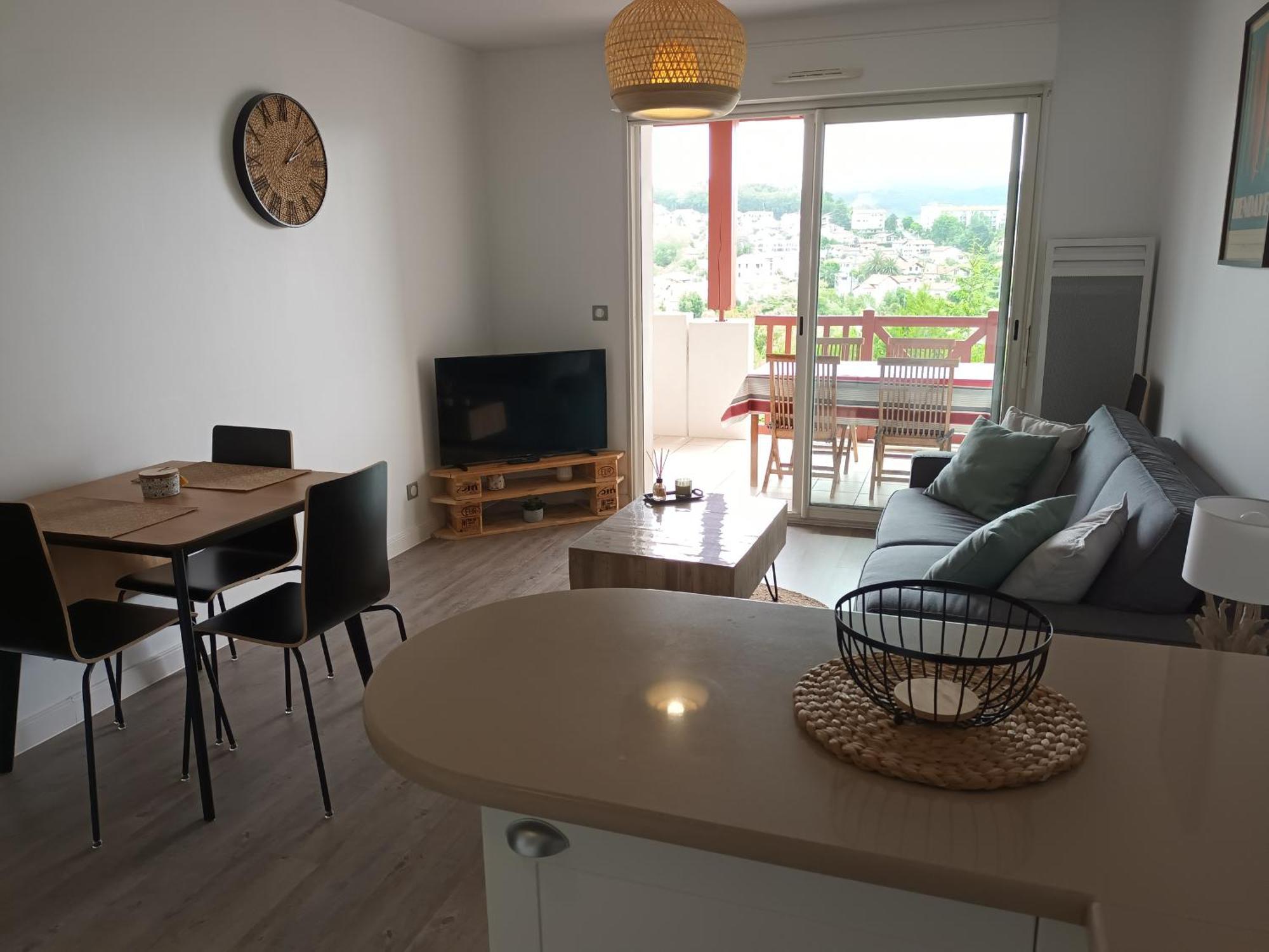 Appart. 2* A Hendaye, Proche Centre, Parking Privatif - Fr-1-239-777 Apartamento Exterior foto